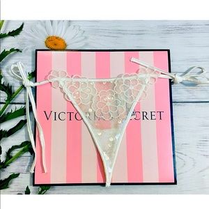 Victoria’s Secret Bridal DREAM ANGELS White Thong